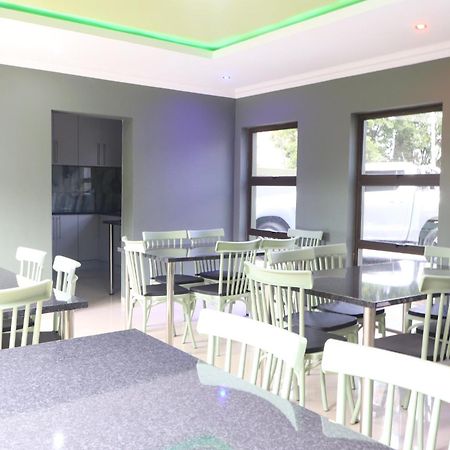 Wise Bird Guest House Roodepoort Kültér fotó