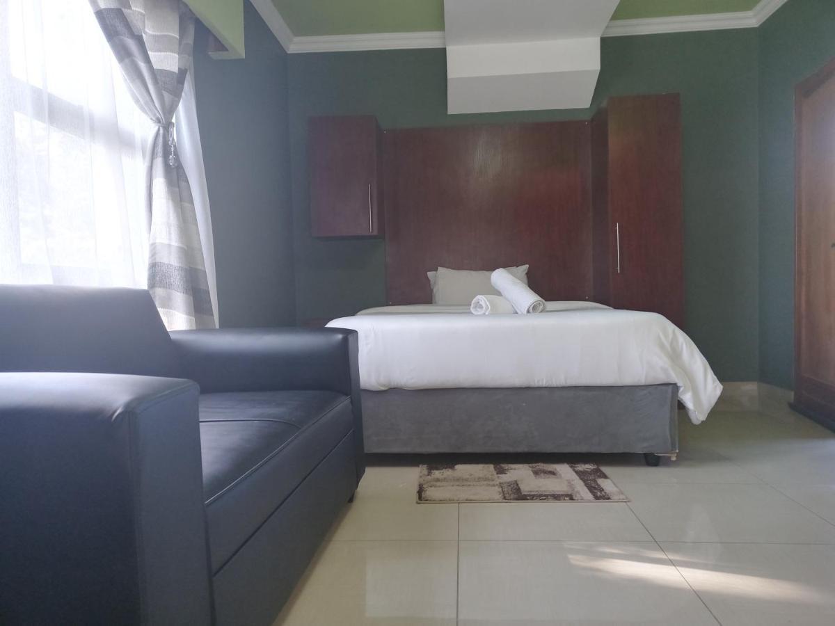 Wise Bird Guest House Roodepoort Kültér fotó